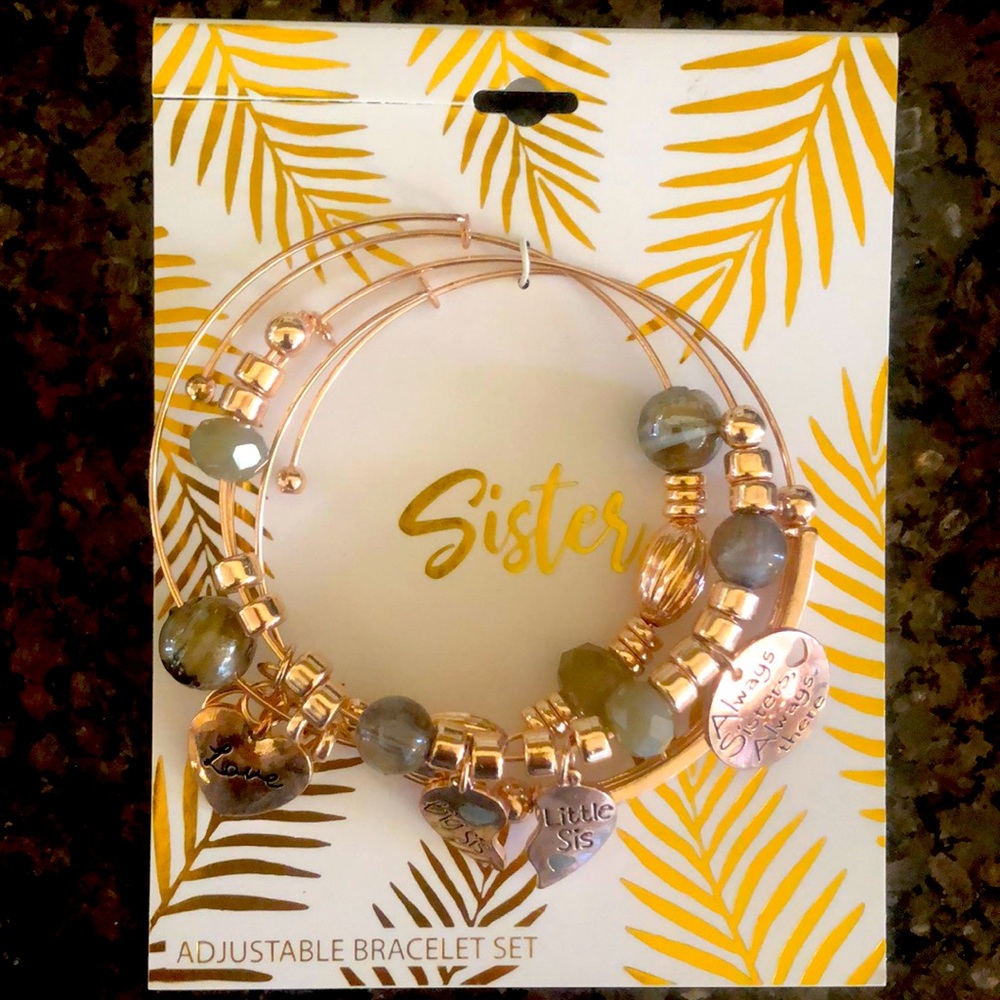 Adjustable bracelet for sister